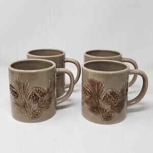 St. Nicholas Square Winter Cabin Large Coffee Mug Pine Cone Christmas Lot Of 4